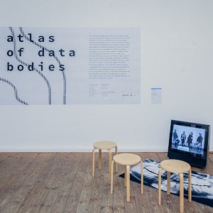 Ausstellung Atlas der Datenkörper | GruppenausstellungTranscript Verlag | DE – 2022